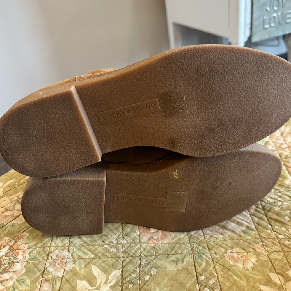 Lucky Brand Tan Suede Ankle Booties - Picture 5 of 7
